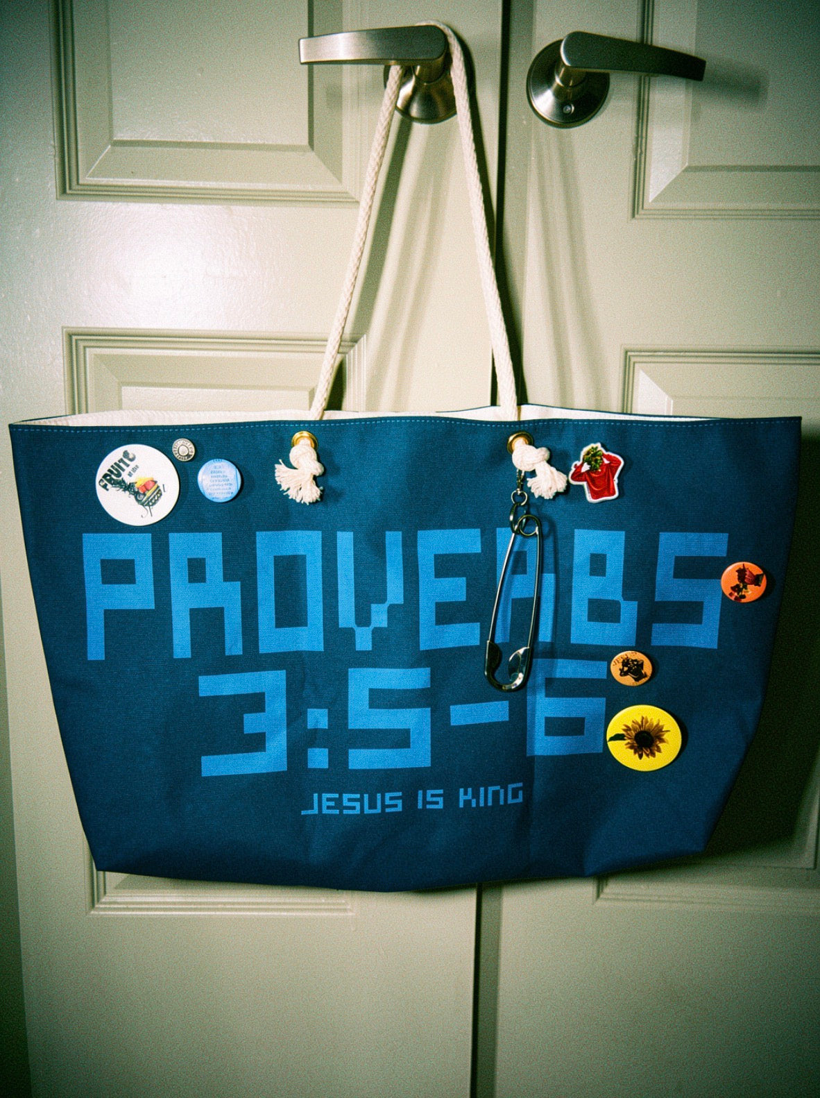 Proverbs 3:5-6 Oversized Weekend Bag